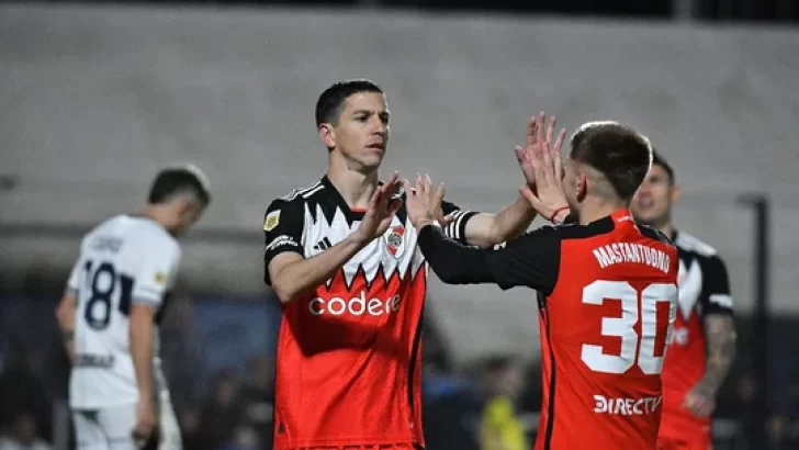 River y Gimnasia igualaron en el Bosque: El Millonario no pudo sostener la ventaja y terminó empatando 1-1