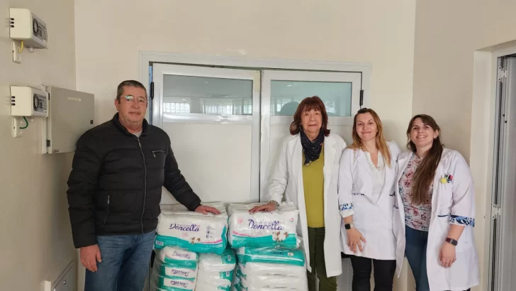 Donación del Club de Pesca al Hospital Emilio Ferreyra