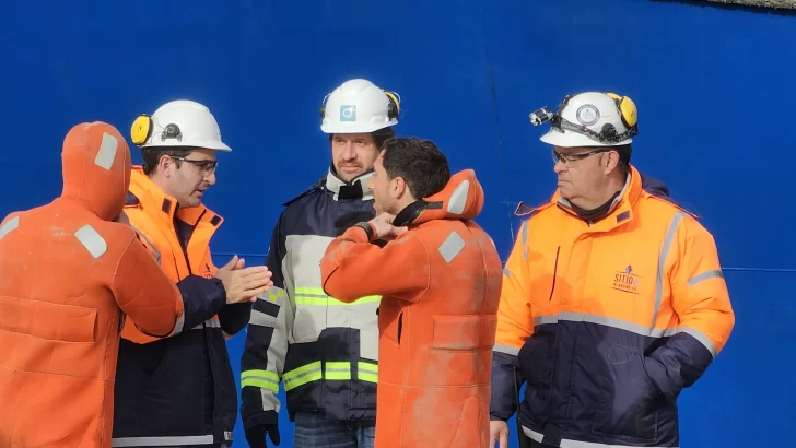 Realizaron un simulacro de hombre al agua en Puerto Quequén