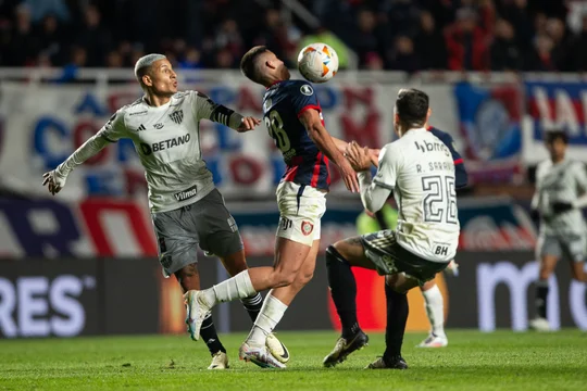 San Lorenzo empató como local en la ida de octavos con Atlético Mineiro