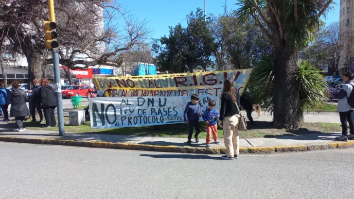 En Necochea también hay movilización contra el veto