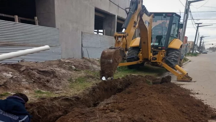 Amplían el servicio de agua y cloacas en sectores de Necochea y Quequén