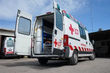 Ciclista hospitalizada tras choque en avenida 75