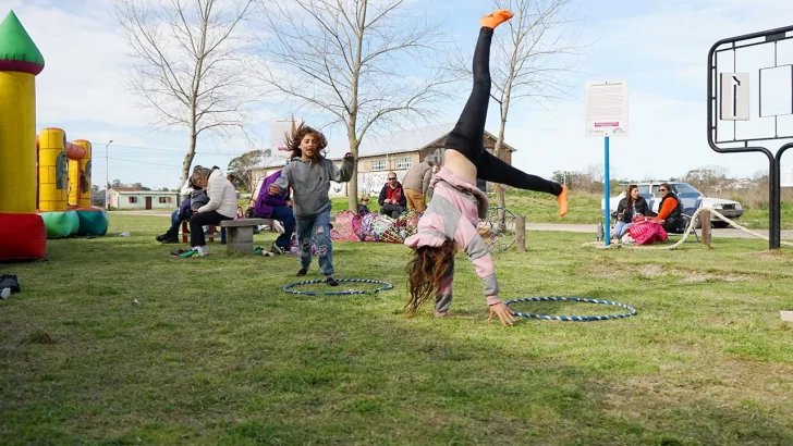 Celebraron la primavera con un pic nic y música