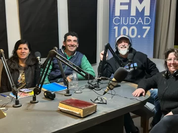 Desde la radio, con un mensaje de esperanza y acción