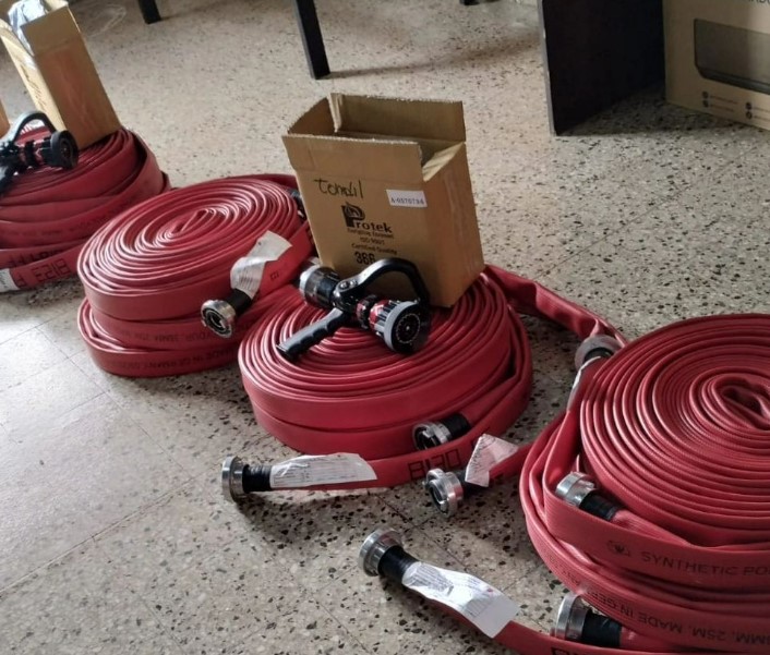 Bomberos de la zona VI se reunieron en Necochea y recibieron nuevo equipamiento