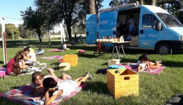 Necochea se llena de risas con la Maratón de Lectura