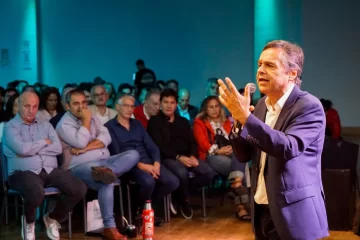 Diego Giuliano: “Se puede ser fiscalmente responsable sin abandonar a los jubilados”