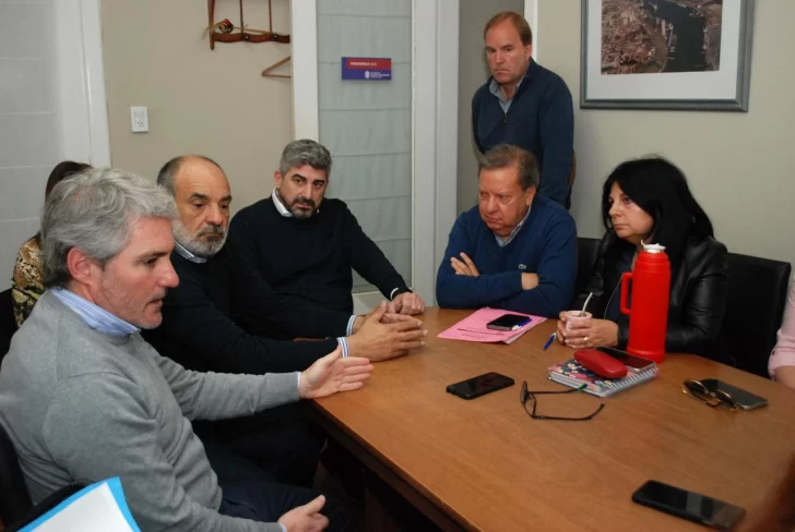 Concejales radicales piden por la Comisión de Asuntos Portuarios 