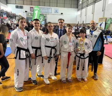 La Academia Correa logró destacarse  en el 25° Campeonato Metropolitano de Taekwondo