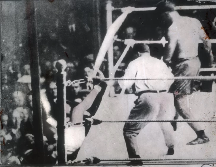 Hace 101 años, un grupo de radioaficionados intentaba transmitir la Pelea del Siglo desde el Café París