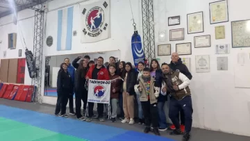 Notable desempeño de la Escuela Necochense de Taekwondo en un torneo en Avellaneda