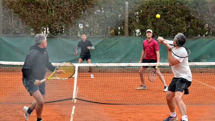 Tenis: domingo de Interclubes en la ciudad