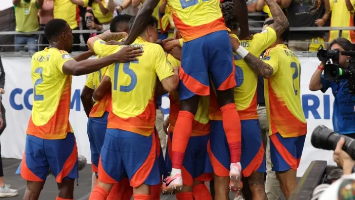 Con un polémico penal, la Selección argentina perdió ante Colombia por las Eliminatorias