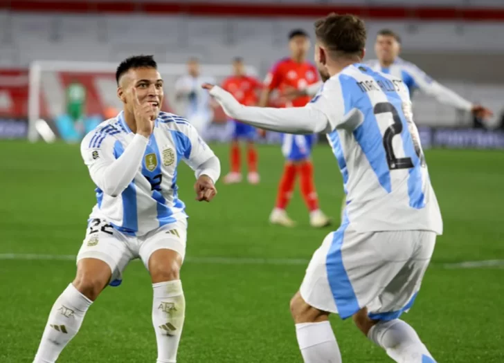 A la Selección le alcanzó con un tiempo y goleó a Chile 3-0