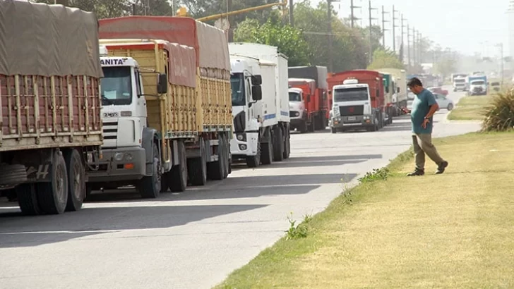 Repararán la calzada de la avenida Almirante Brown