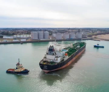 Llegarán una docena de barcos a Puerto Quequén