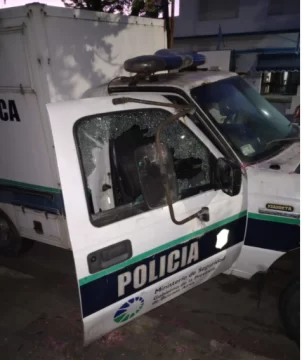 De no creer: intentó robar elementos del interior de un móvil policial