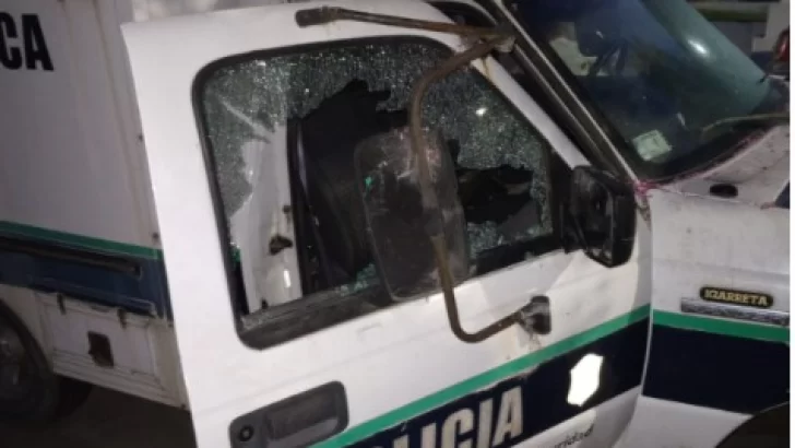 De no creer: intentó robar elementos del interior de un móvil policial