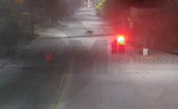 ¿Fenómenos paranormales en Quequén?: moto sin conductor cruza la avenida Lobería