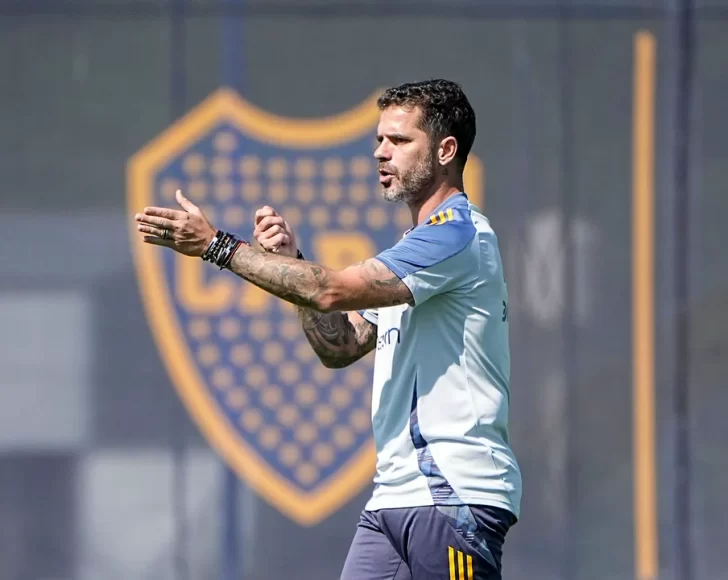 Boca: Gago piensa en variantes en la defensa para recibir a Deportivo Riestra