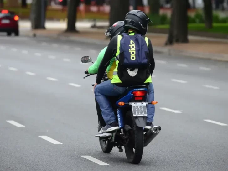 Por falta de patentes, extienden el permiso de circulación provisorio para motos