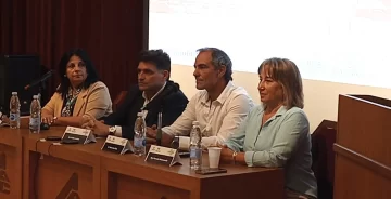 “Dedico este Congreso a todos aquellos que están luchando por una universidad pública”