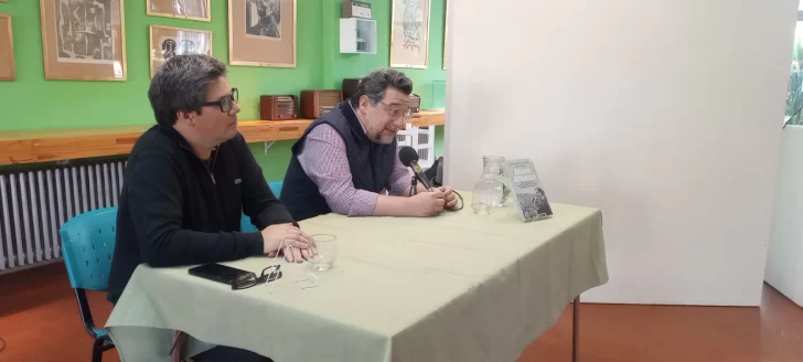 En el medio de anécdotas y recuerdos presentaron el libro “Ahora Alfonsín”