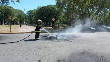 Apagan gomas incendiadas en calle 56 entre 59 y 61