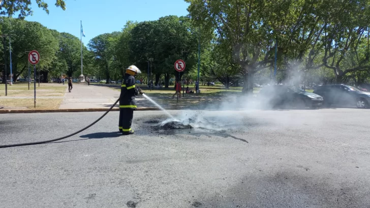 Apagan gomas incendiadas en calle 56 entre 59 y 61