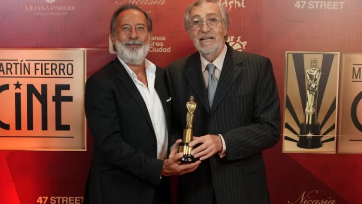 Guillermo Francella dio un batacazo y se llevó el Oro en el primer Martín Fierro de Cine