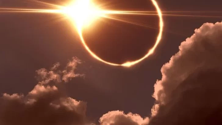 Se extenderá casi dos horas: cómo mirar un eclipse solar de forma segura