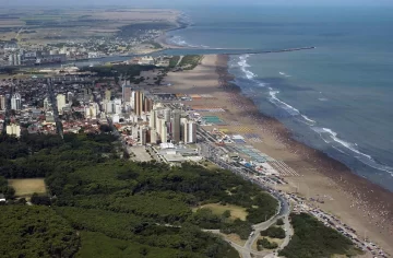 ¡FELIZ CUMPLEAÑOS NECOCHEA!!!!