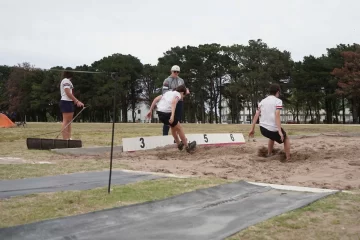 08-11-FOTO-torneo-en-pista3-728x485