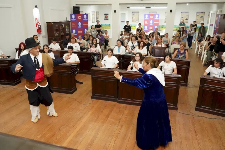 A pura tradición: danza y música en el Concejo