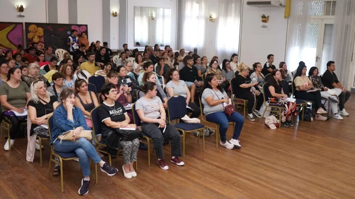 Un centenar de elaboradores culminaron el Curso de Manipulación Higiénica de Alimentos