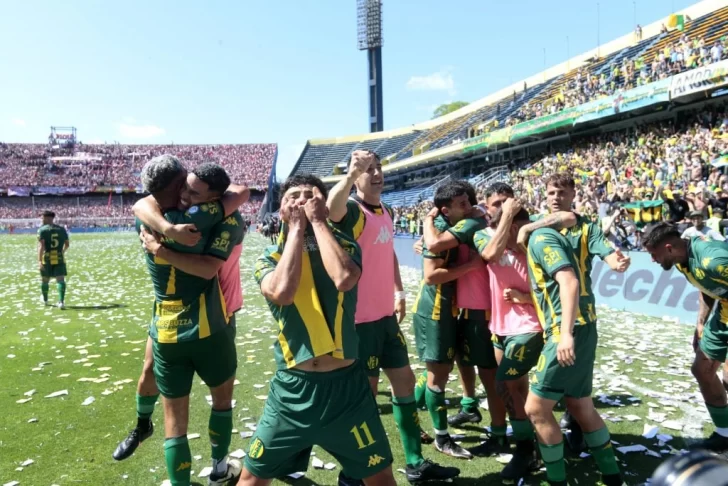 Aldosivi es de Primera: venció a San Martín (T) y se festeja de Rosario a Mar del Plata