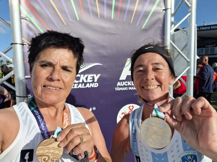 María Delia Cejas y Patricia Carabone, subcampeonas con la Selección +55 en Nueva Zelanda