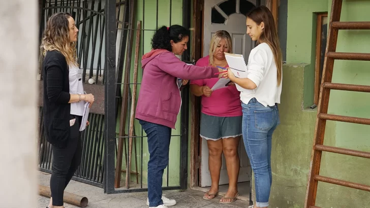 Asesoraron a más de 1700 familias en 11 barrios para escriturar su casa