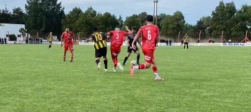 Ganó Mataderos y por ahora se juega este domingo en Primera