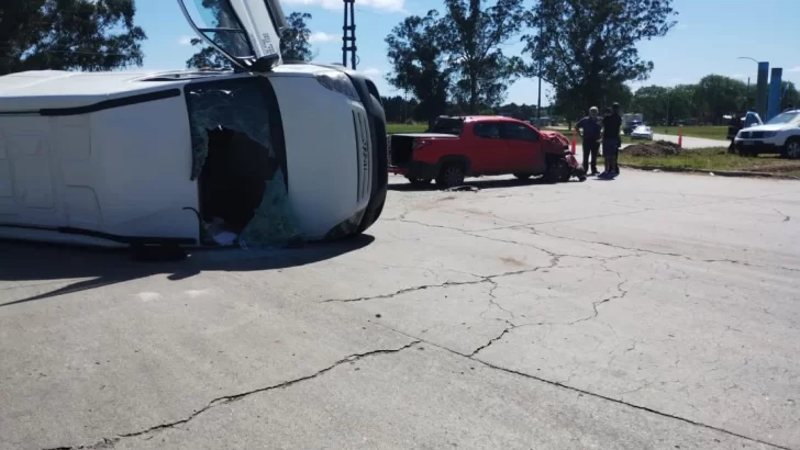 Choque y vuelco en ruta 88: un herido