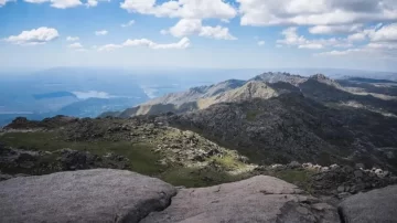 Cerro Champaquí: un necochense se descompensó y murió en una excursión