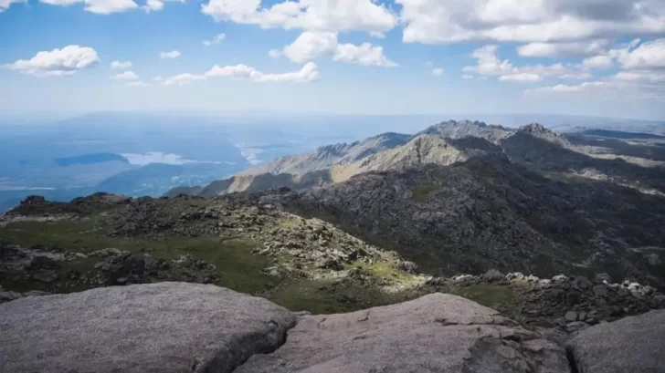 Cerro Champaquí: un necochense se descompensó y murió en una excursión