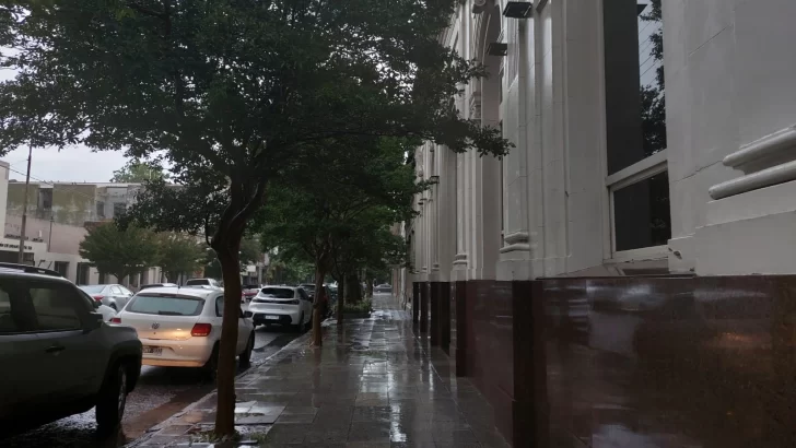 Necochea en alerta amarillo por posible tormentas eléctricas para el martes