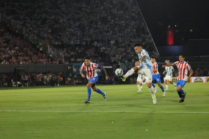 Dura derrota para la Selección argentina ante Paraguay por las Eliminatorias Sudamericanas