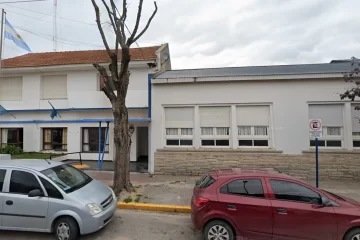 Violentaron una ventana de la escuela 28