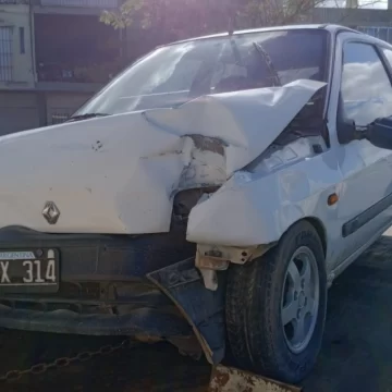 Alcoholizado, se chocó una columna en avenida 75