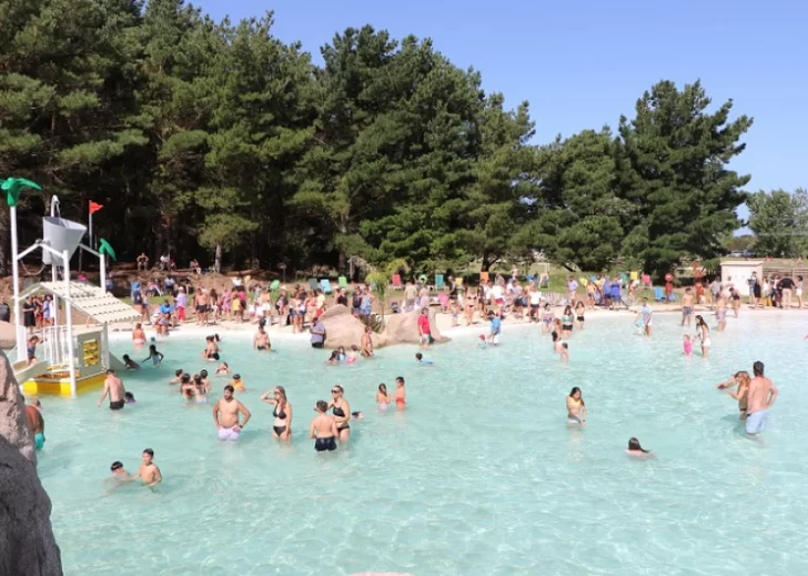 Inauguran la temporada en el Balneario San Cayetano