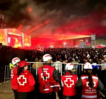 Destacable operativo de Cruz Roja Argentina en el histórico show de La Renga en Necochea