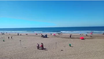 Arranca otro día soñado en las playas de Necochea y Quequén